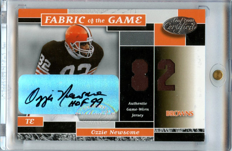 Ozzie Newsome 2002 Donruss Leaf Certified Fabrics Of The Game Patch Auto 79/82 #FG24-1