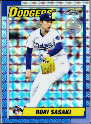 Roki Sasaki RC 2025 Topps Chrome 1990 Throwback Geometric Refractor Rookie